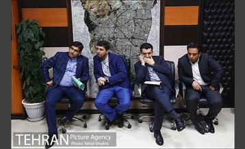 بازدید دکتر حسینی مکارم از شهرداری منطقه 5 8