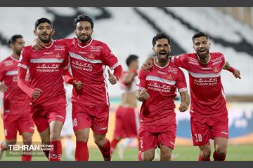 دیدار تیم های فوتبال پرسپولیس و ذوب آهن  21