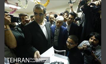 بازدید وزیر محترم بهداشت و سرپرست شهرداری تهران از مرکز پرتو  10