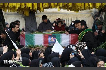 مراسم تشییع پیکر شهید مدافع حرم «حسین محمدی» 23