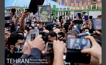 تشییع پیکر استاد محمدرضا شجریان در بهشت زهرا (س) 38