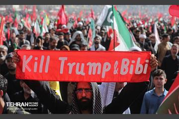 اقامه نماز بر پیکر آقای شهید ایران - 1 38