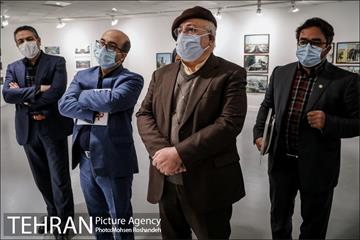 بازدید مدیران شهری به همراه اعضای شورای شهر از نمایشگاه تهران از منظر هنرمندان 1