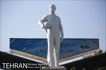 مراسم رونمایی از تندیس سرلشگر خلبان شهید لشگری  30
