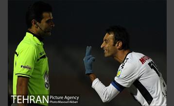 دیدار صبای قم و استقلال در لیگ برتر فوتبال 15