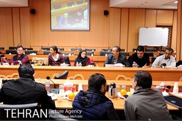 نشست صمیمانه رئیس مرکز ارتباطات شهرداری تهران با اصحاب رسانه 27