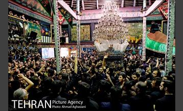 آیین نخل گردانی در تکیه های شمیران 24