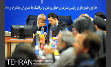 نشست هم اندیشی رئیس سازمان حمل و نقل و ترافیک با مدیران رسانه ها 1