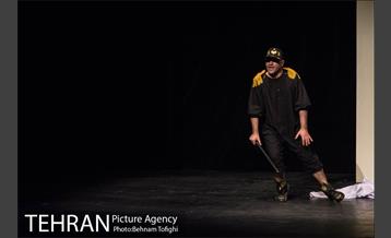 نمایش ولپن‎ 16