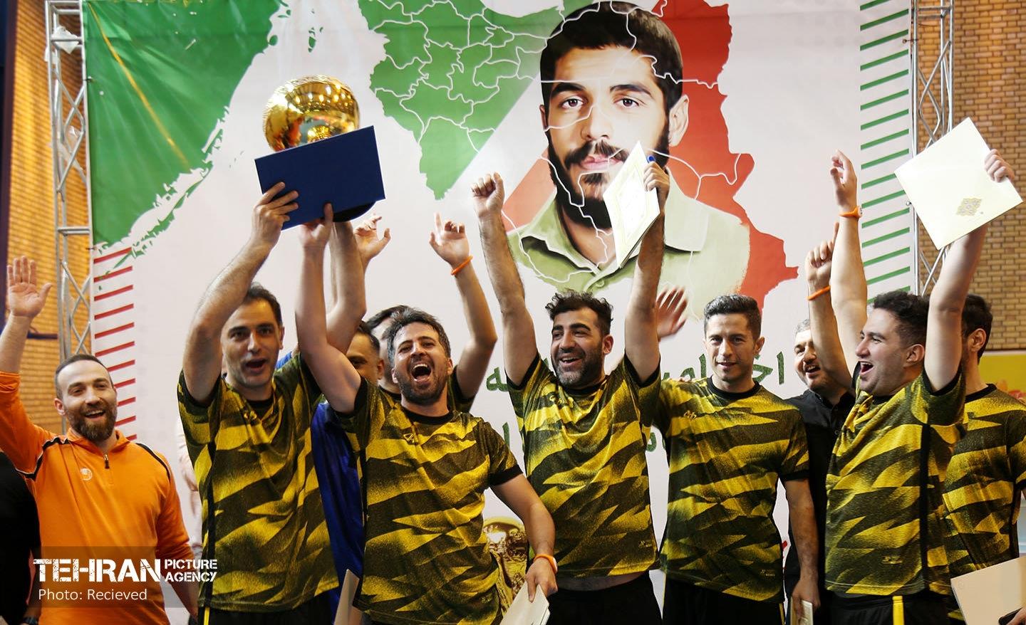 مسابقات فوتسال شهید ابراهیم هادی 18