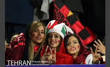 دیدار تیم‌های فوتبال پرسپولیس و کاشیما 10