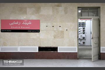بازدید اعضای کمسیون حمل و نقل شورای اسلامی شهر از ایستگاه مترو شهید رضایی 19