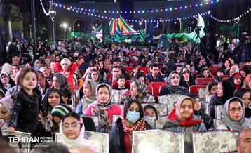 ویژه برنامه «مهمونی شهر» در باغ‌راه حضرت زهرا(س) - 4 44