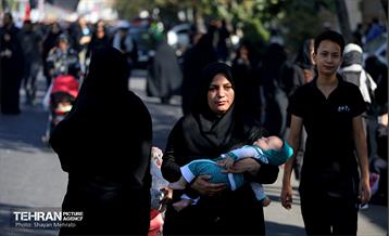 حضور کودکان در مراسم پیاده روی جاماندگان اربعین حسینی(ع) 10