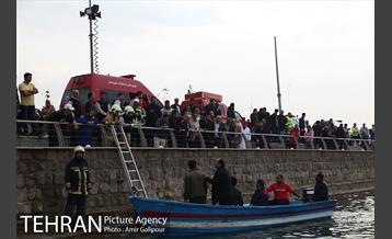 سقوط بالگرد در دریاچه شهدای خلیج فارس