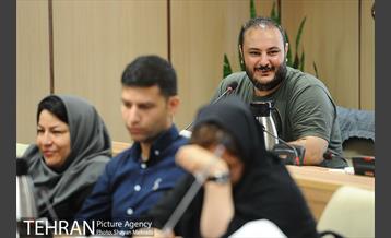 نشست هم اندیشی رئیس مرکز ارتباطات شهرداری تهران با اصحاب رسانه 46