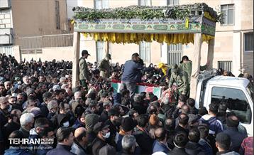 تشییع پیکر شهید مدافع حرم سعید علیدادی 39