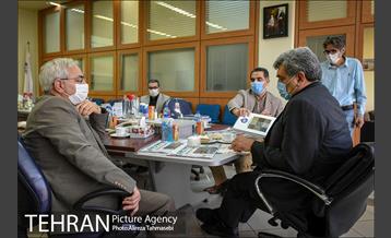 بازدید شهردار از چاپخانه همشهری 18