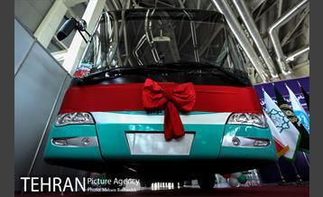 مراسم رونمایی از اتوبوس تمام برقی تولید داخل 32