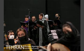 تمرین کنسرت آنلاین نغمه های تهران در برج میلاد 31