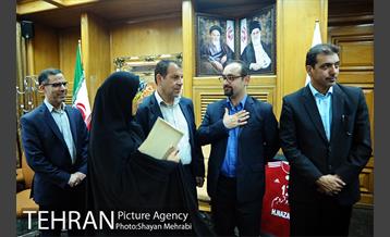 دیدار اعضای فدراسیون فوتبال با شهردار تهران 48