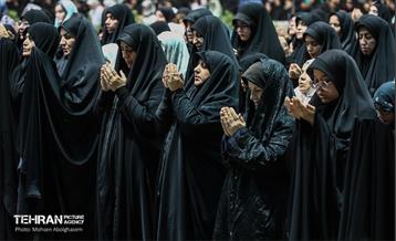 اقامه نماز ظهر عاشورا 3