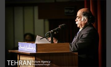 رونمایی کتاب کیوان ساکت در فرهنگسرای ارسباران 12