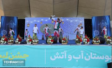 شب‌ فیروزه‌ای در روز غدیر خم 25