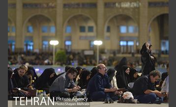 مراسم احیای شب بیست و سوم ماه رمضان در مصلی امام خمینی(ره)  21