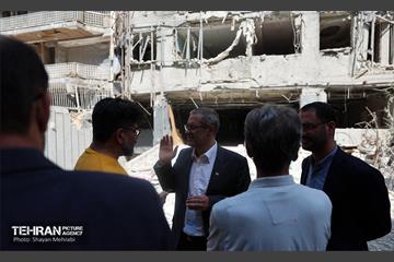 بازدید اصحاب رسانه از بازسازی ساختمان‌های آسیب‌دیده جنگ 12 روزه 26