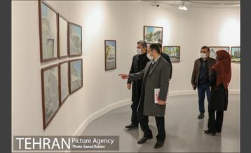 بازدید مدیران شهری و اعضای شورای شهر تهران از نمایشگاه تهران از منظر هنرمندان-3 17