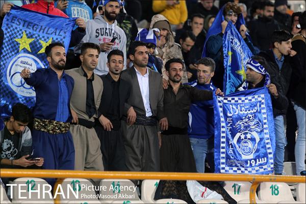 دیدار تیم های استقلال تهران و شاهین بوشهر 3