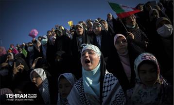 اجتماع بزرگ نوجوانان غرب تهران در پویش سلام فرمانده 41