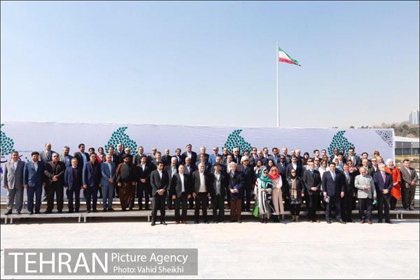 آیین کاشت درخت صلح و دوستی 27