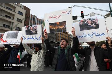 تشییع پیکر ۱۰۰ شهید مردمی و مدافع امنیت در تهران 28