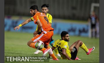 دیدار تیم های سایپا تهران و پارس جنوبی جم 18