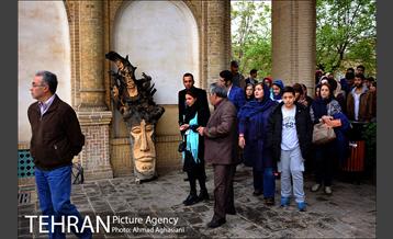 عمارت مسعودیه در میدان بهارستان 24