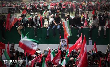 تشییع پیکر آقای شهید ایران - 4 52