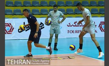 تمرین شاداب شاگردان ایگور