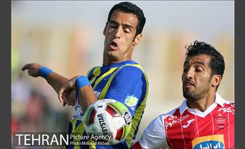 دیدار تیم‌های فوتبال گسترش فولاد و پرسپولیس 14