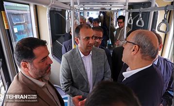 بازدید اعضای شورا از اتوبوس‌های تولید داخل 3
