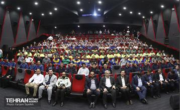 همایش تجلیل از کارگران شهرداری منطقه ۵ 1