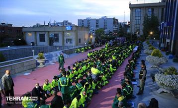 ضیافت یک هزار نفری افطار شهرداری منطقه ۵