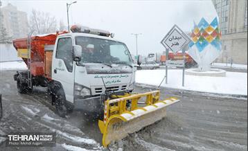 عملیات برف‌روبی در منطقه 2