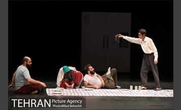 نمایش آوازهای سر شام‎ 6