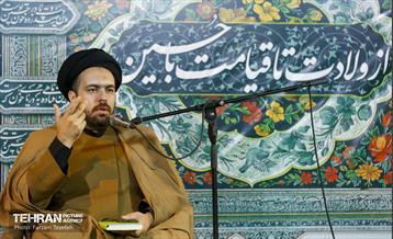 راه اندازی پویش نذر کتاب در ایام محرم در منطقه 5