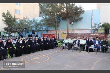 آیین نواختن زنگ بازگشایی دبیرستان دخترانه میثاق 8