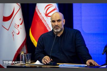 نشست مدیران شهرداری تهران با رئیس جمعیت هلال احمر 18