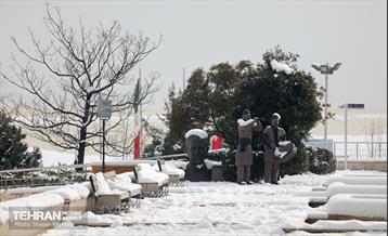 تهران برفی از نمای برج میلاد 28