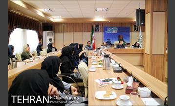 تجلیل از بانوان مرکز ارتباطات شهرداری تهران 2